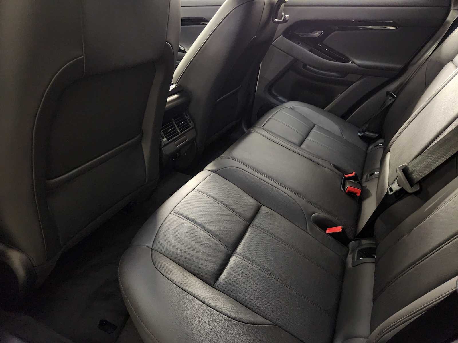 Used 2026 Fuji White Land Rover Core S image 28