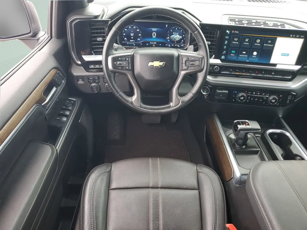 Used 2024 Dark Ash Metallic Chevrolet High Country image 15