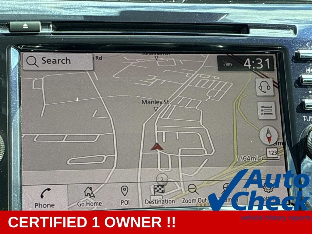 Used 2023 Black Nissan Platinum image 37