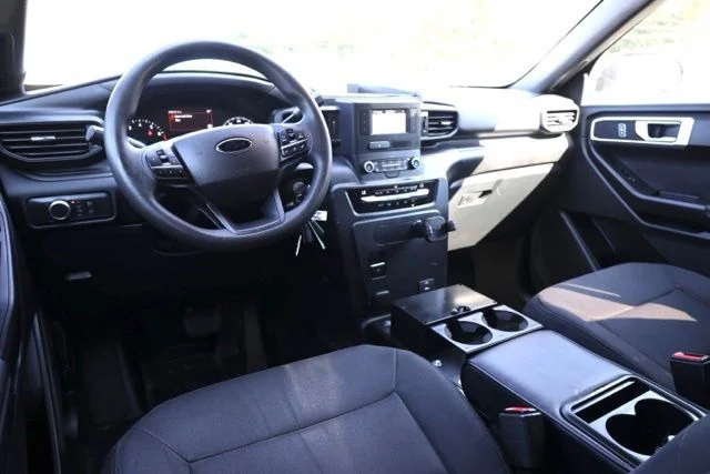 Used 2022 White Ford Base image 33