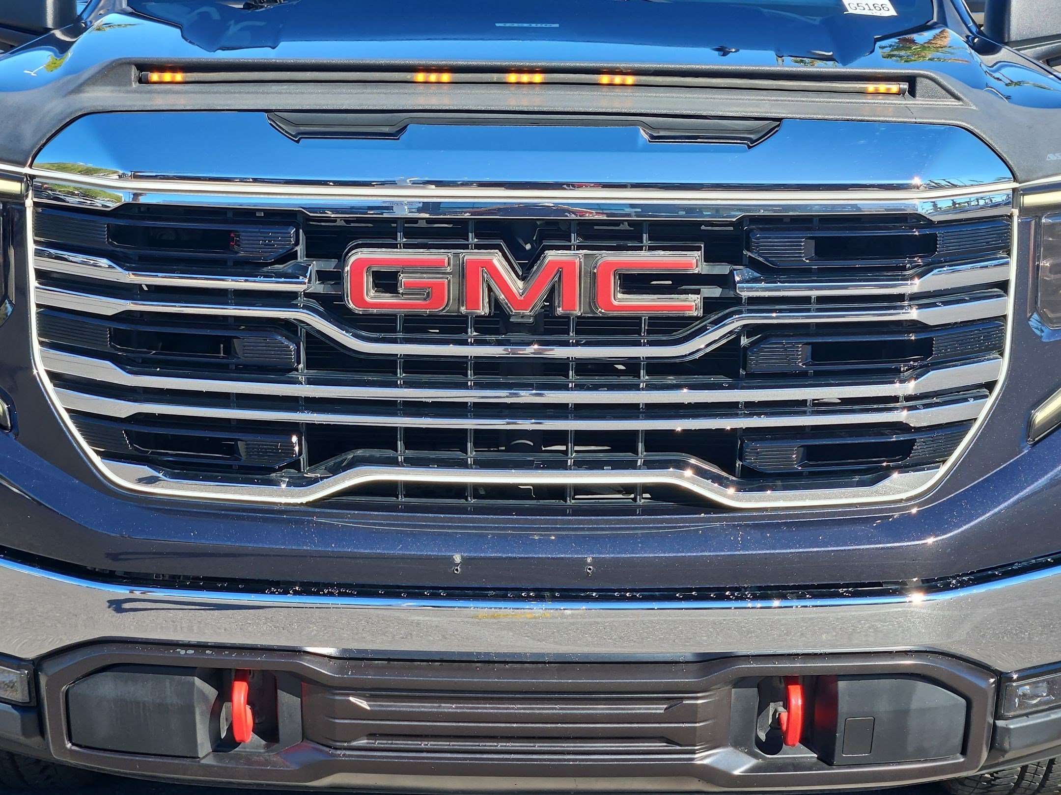 Certified Used 2023 TITANIUM RUSH METALLIC GMC SLT image 9