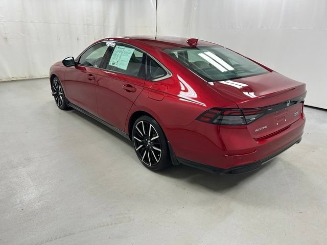 Used 2024 Red Honda Touring image 7
