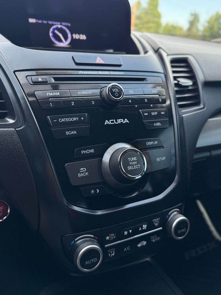 Used 2017 Modern Steel Metallic Acura Base image 20
