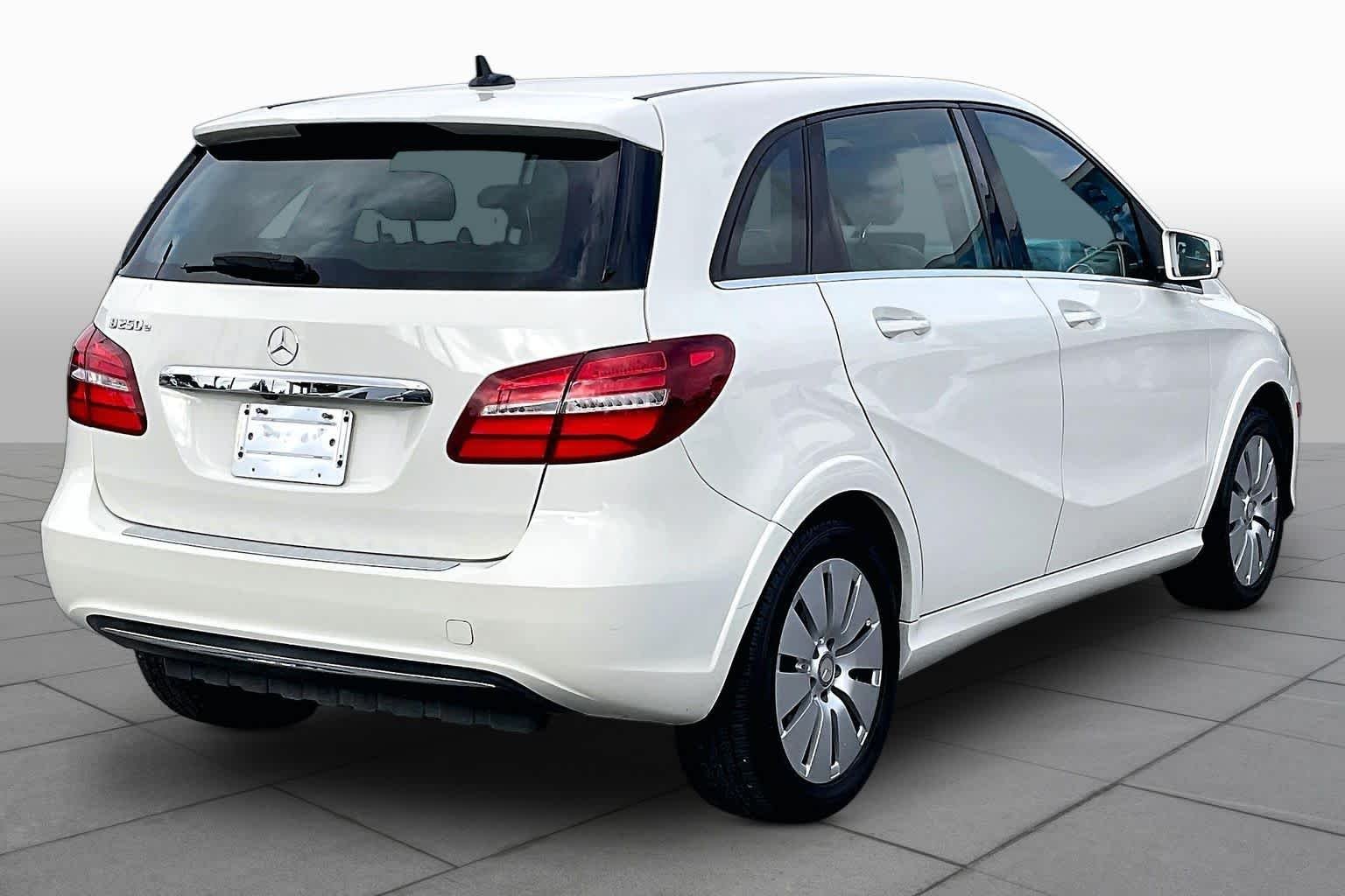 Used 2017 Cirrus White Mercedes-Benz B 250e image 11
