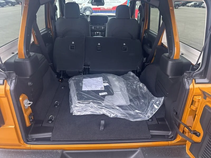 New 2026 Goldilocks Exterior Paint Jeep Sport S image 13