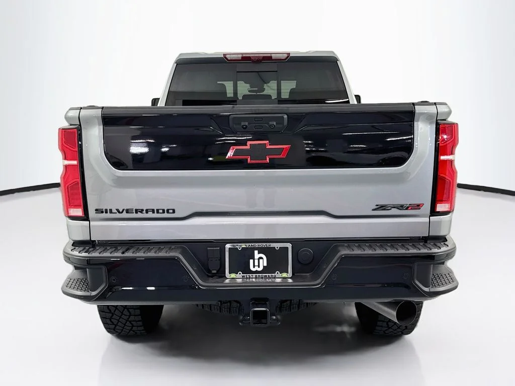 Used 2026 Gray Chevrolet ZR2 image 7