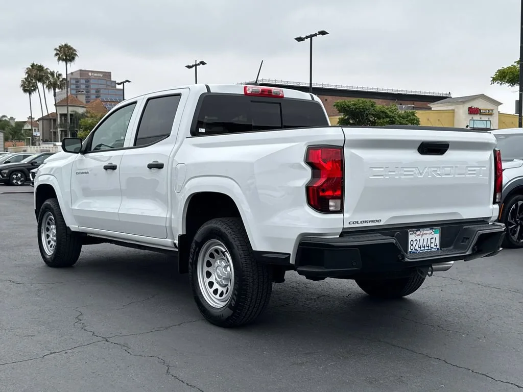 Used 2025 Summit White Chevrolet WT/LT image 10