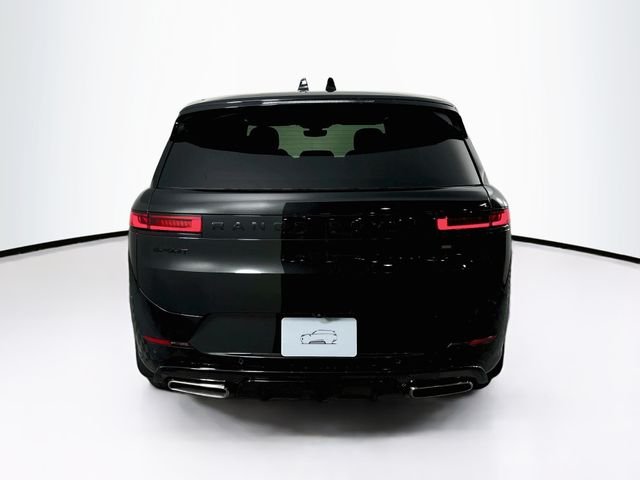New 2026 Black Land Rover Dynamic SE image 6