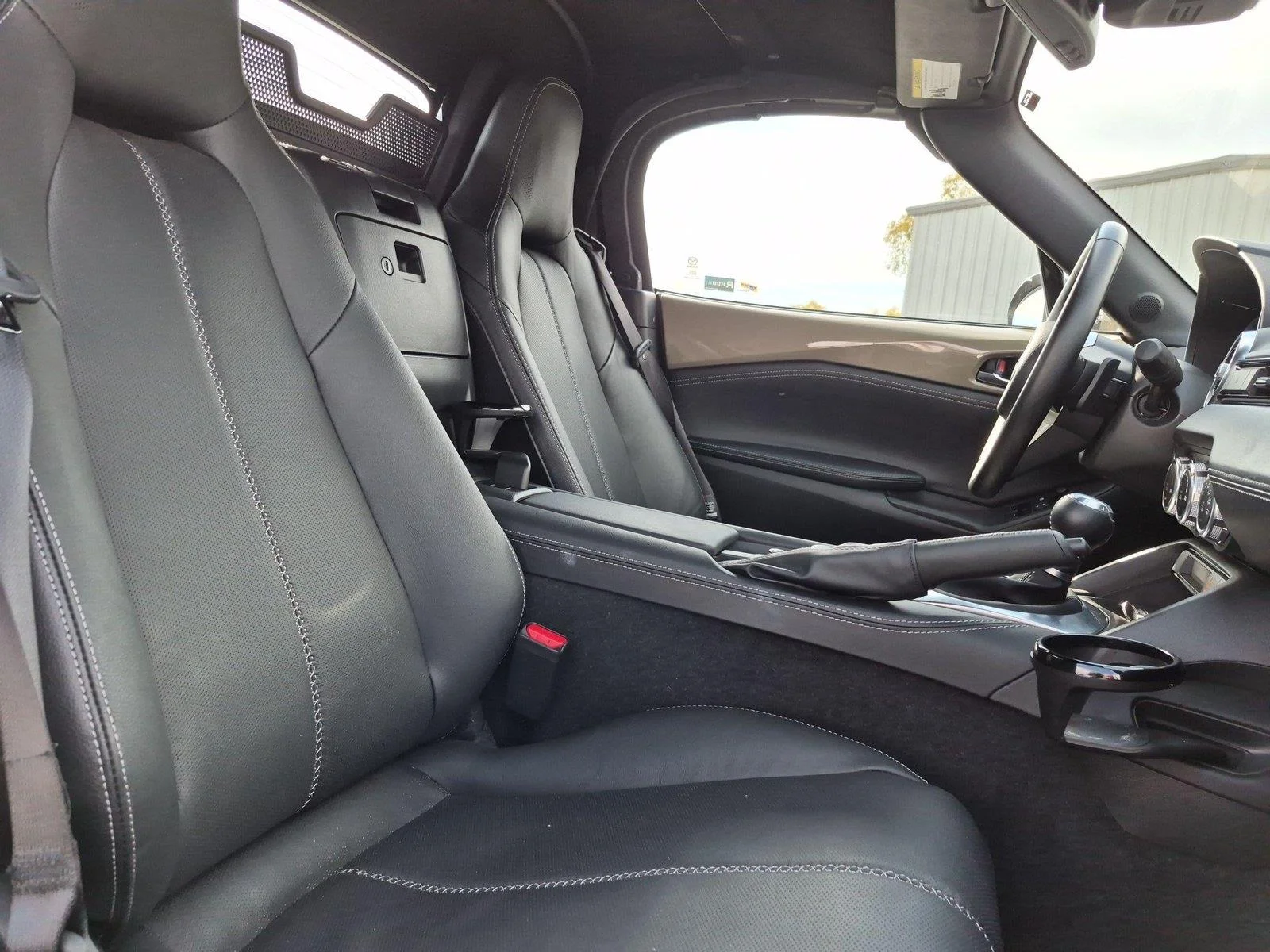 Used 2024  MAZDA GRNDTR image 33