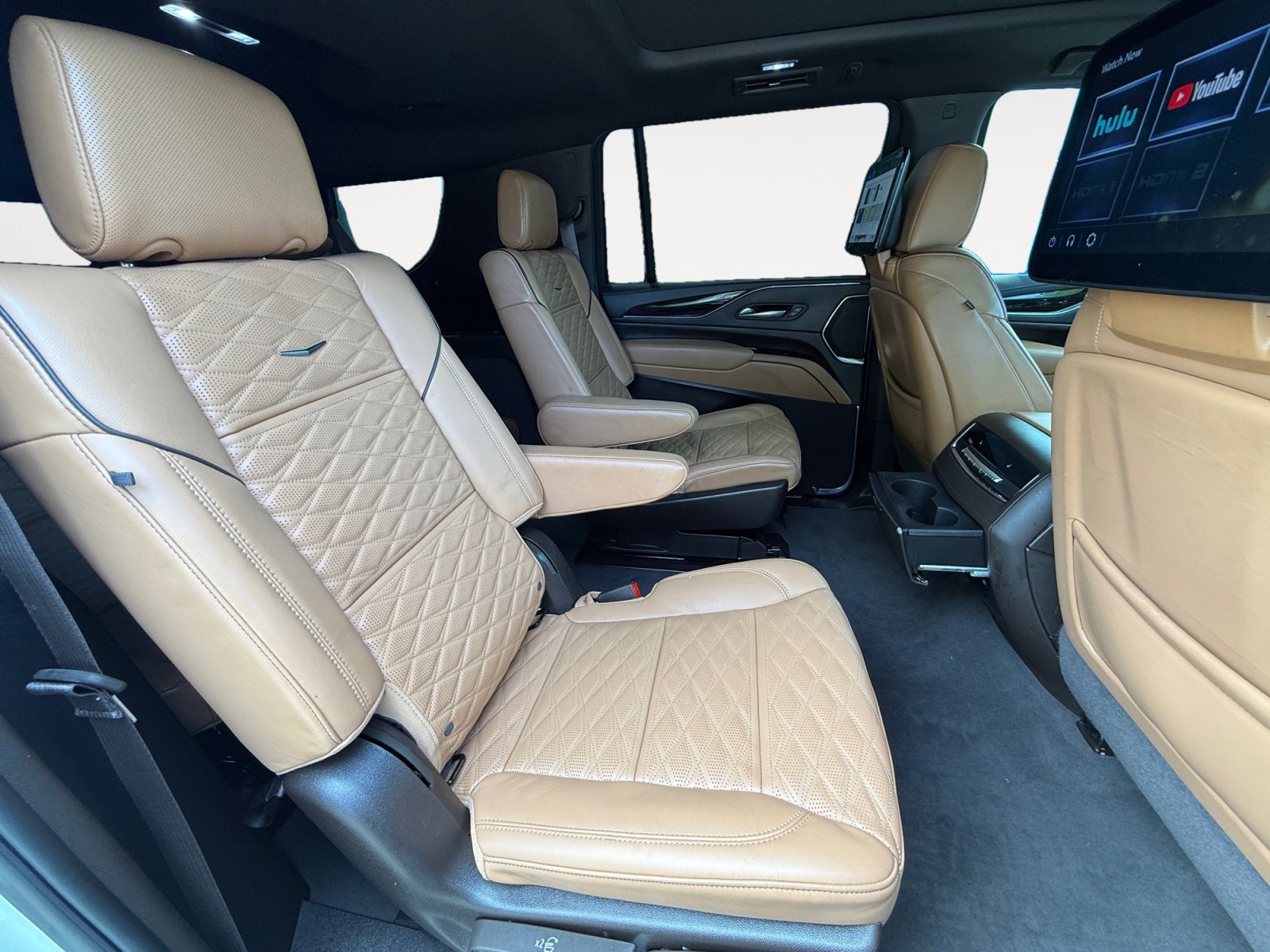 Used 2023 Crystal White Cadillac Sport image 18