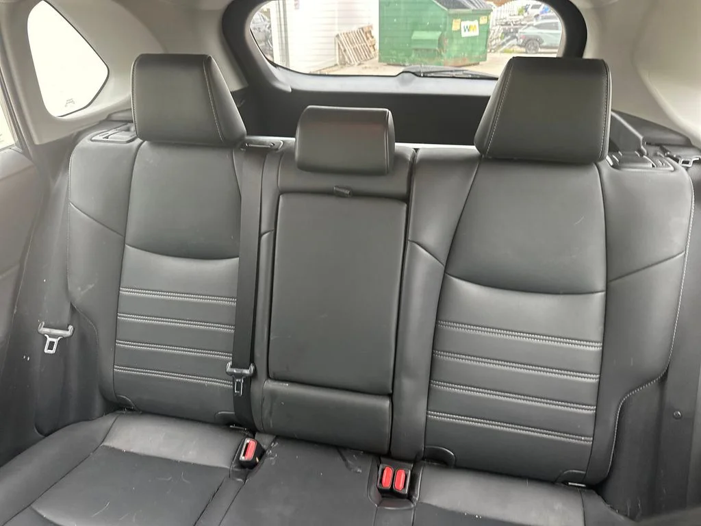 Used 2021 Gray Toyota XLE Premium image 19