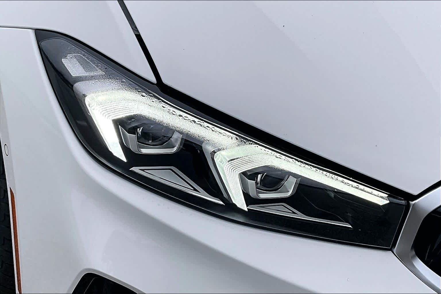 2026 BMW 3 Series 330i - Photo 13