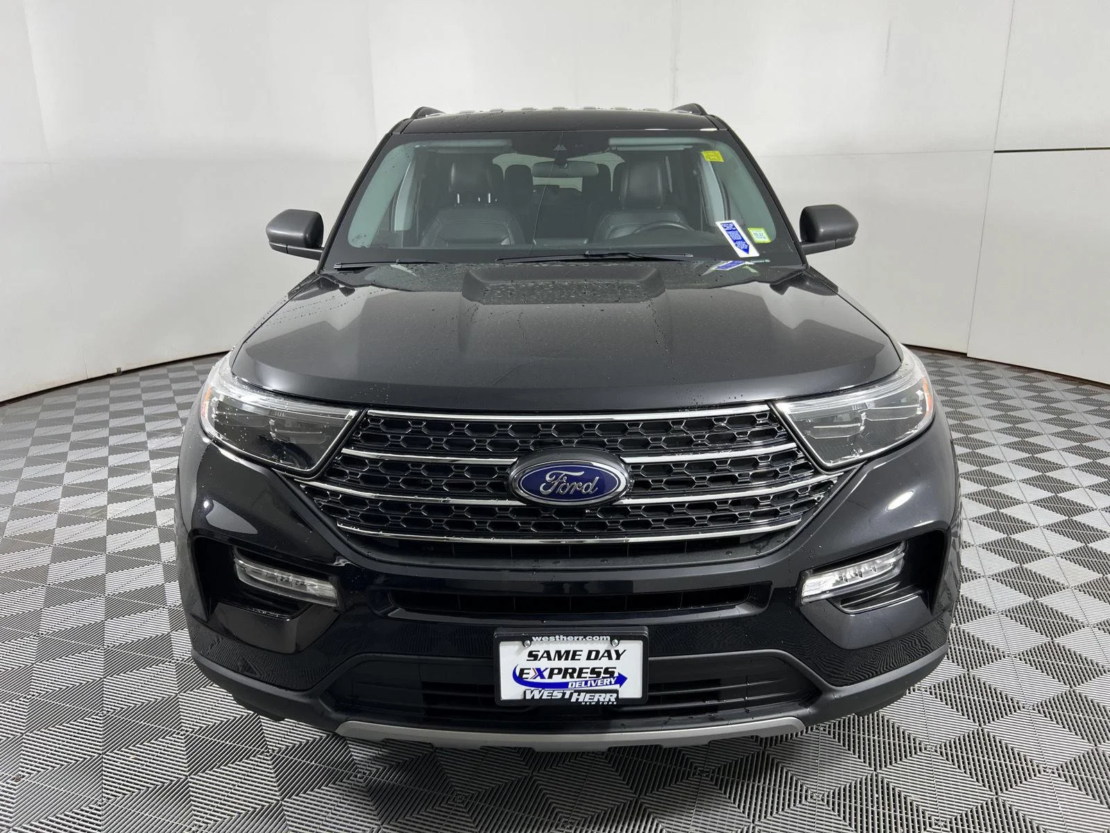 Used 2023 Agate Black Ford XLT image 5