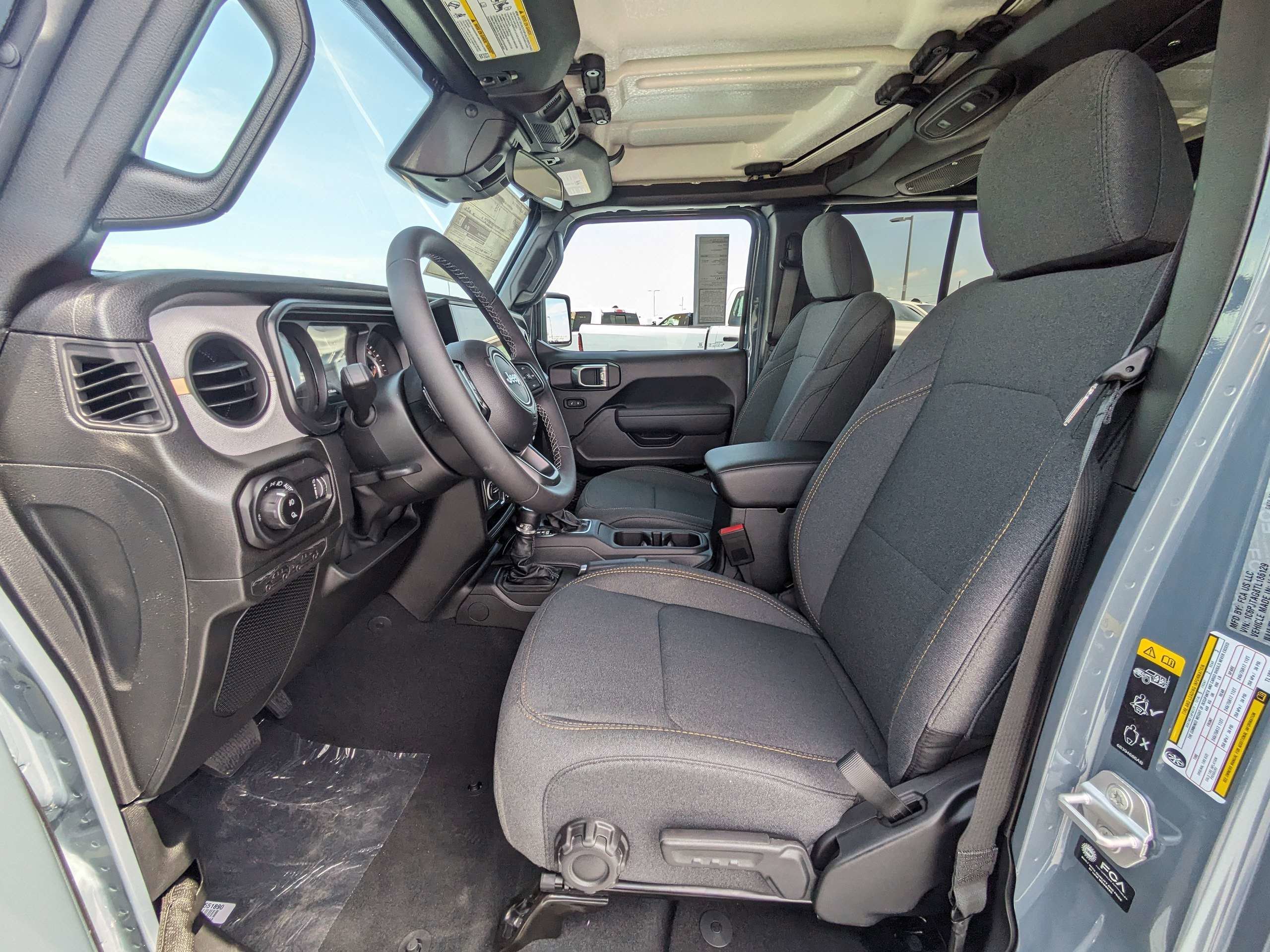 New 2026 Anvil Clear-Coat Exterior Paint Jeep Sport S image 19