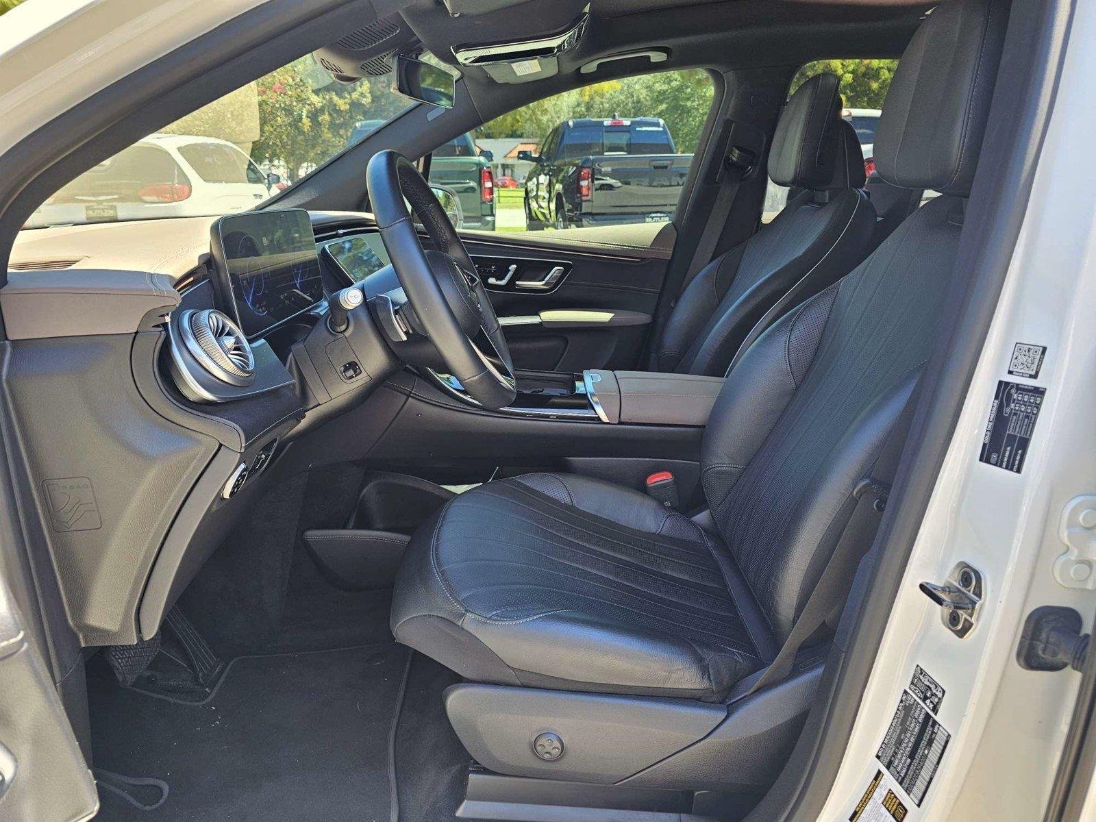Used 2023 Polar White Mercedes-Benz EQS 450+ image 23