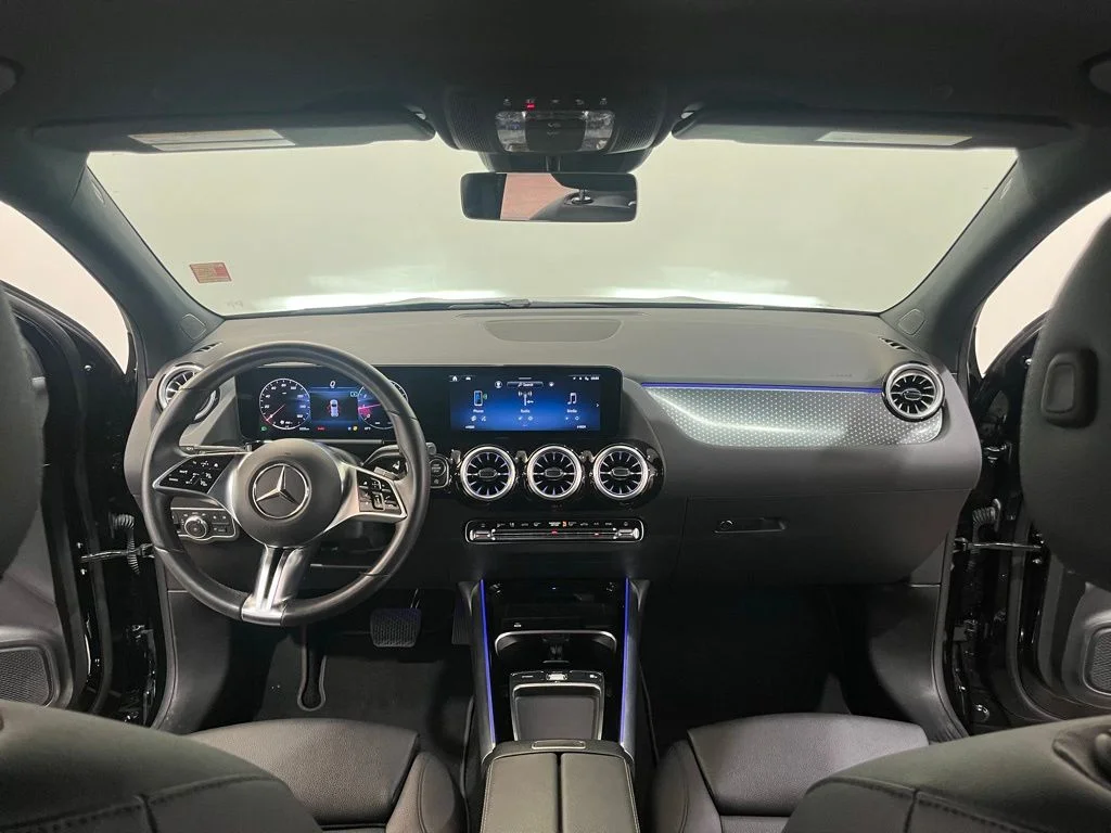 Used 2025 Black Mercedes-Benz GLA 250 image 19