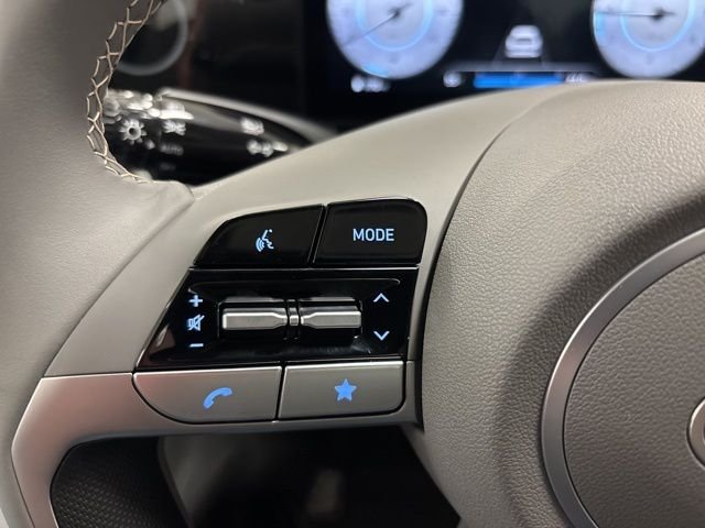 2025 Hyundai Elantra SEL - Photo 12