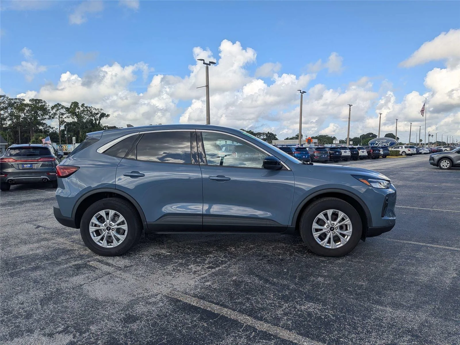 Certified Used 2023 Gray Ford Active image 2