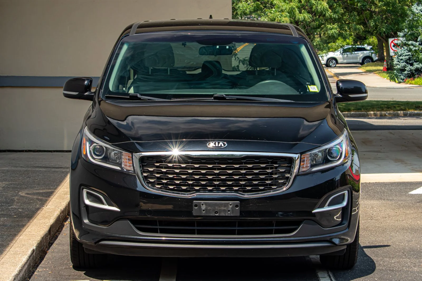 Used 2020 Black Kia LX image 4