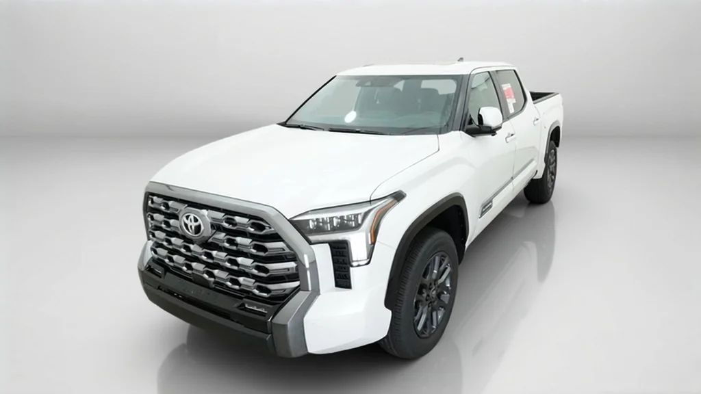 New 2026 Wind Chill Pearl Toyota Platinum image 18