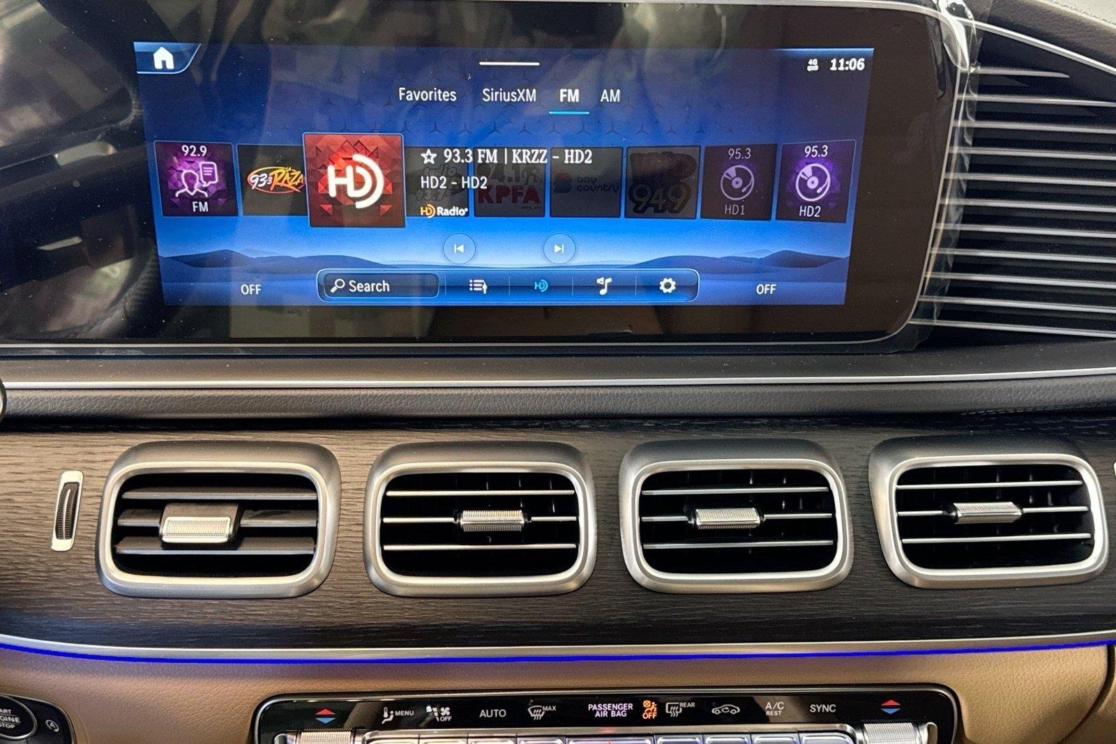 New 2026 Black Mercedes-Benz GLS 580 image 14