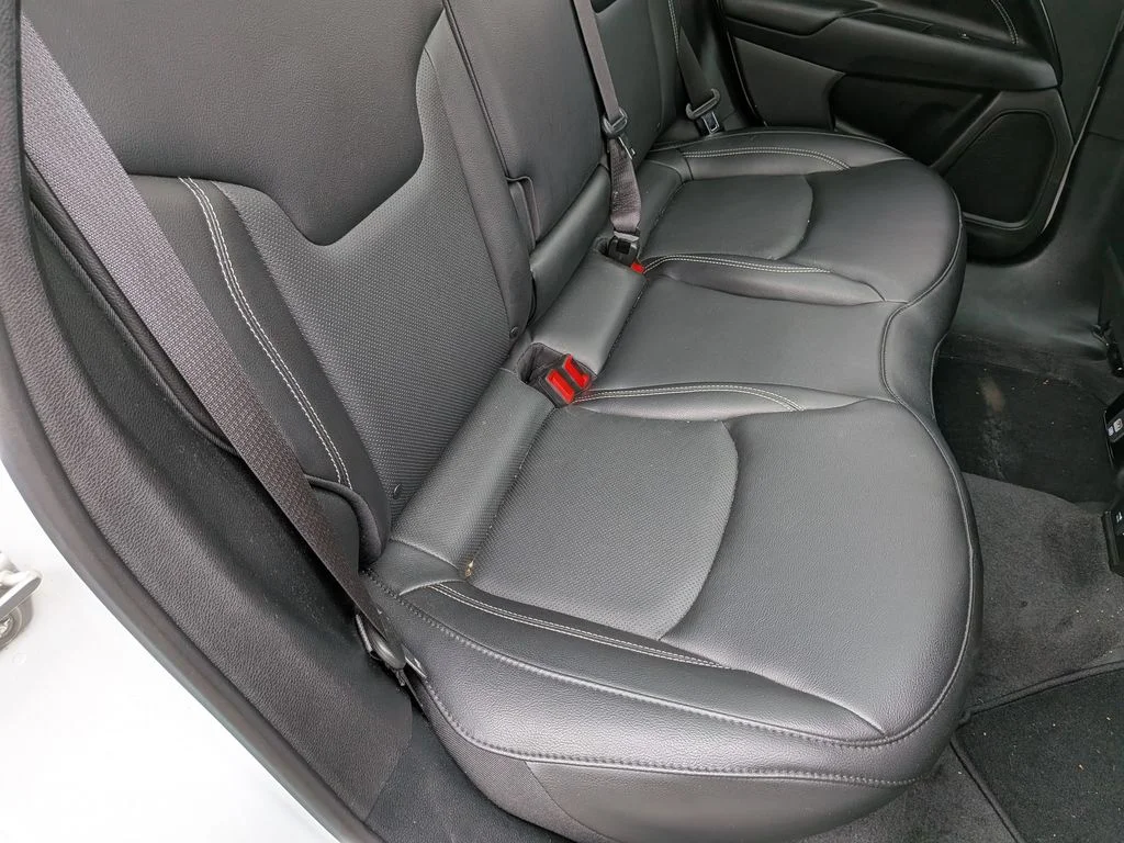 Used 2023 White Jeep Limited image 25