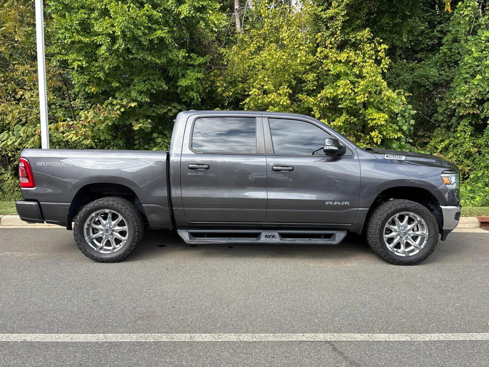Used 2021 Granite Crystal Metallic Clearcoat Ram Big Horn image 6