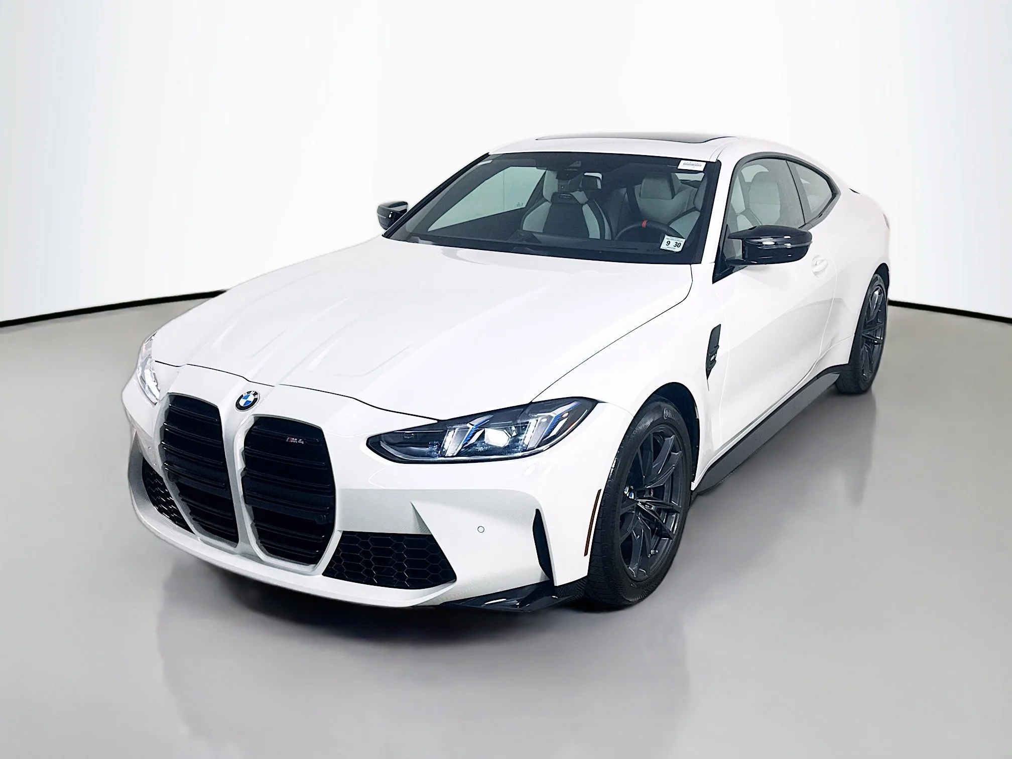 Used 2026 Alpine White BMW Base image 3