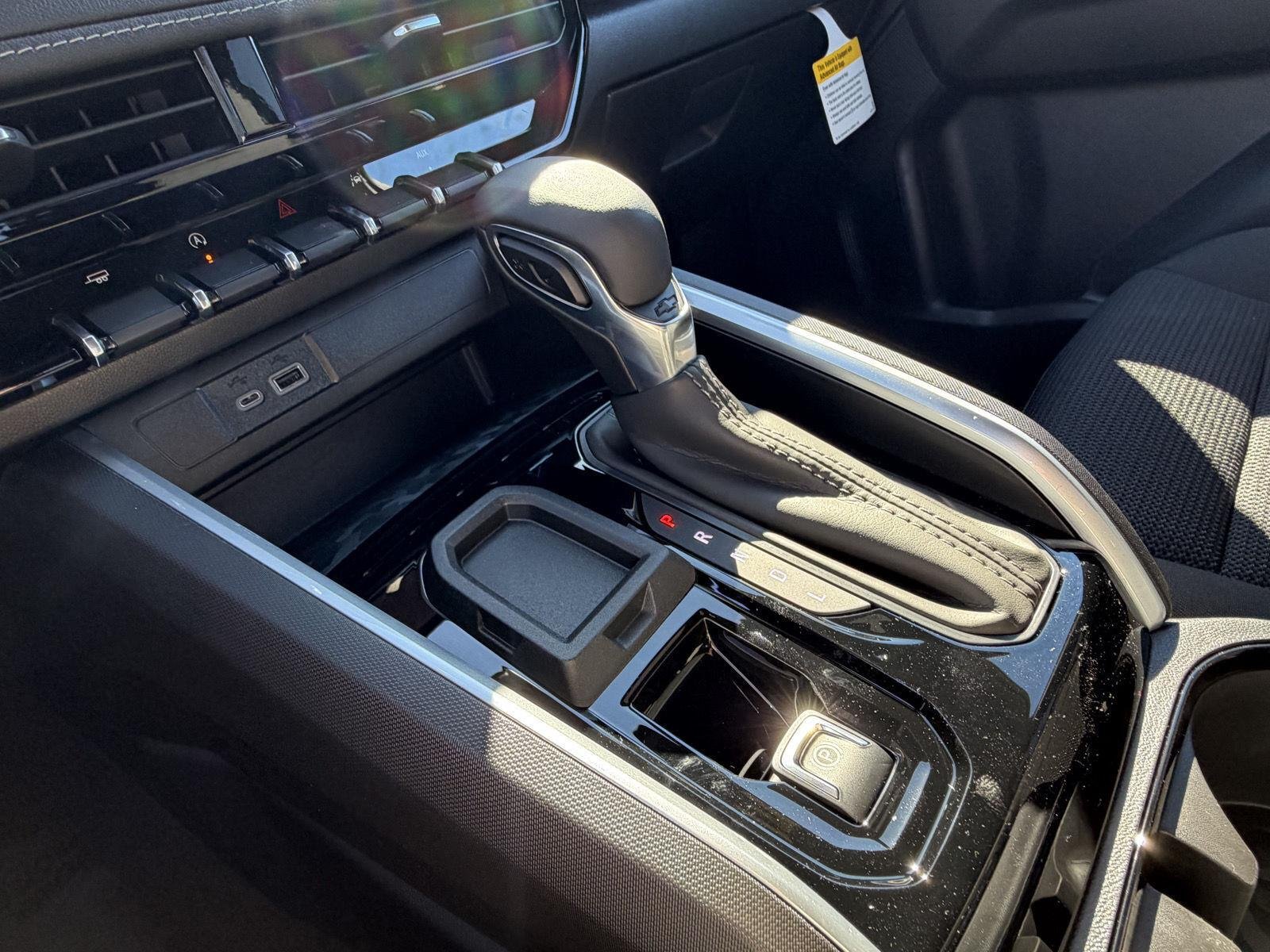 2026 Chevrolet Colorado LT - Photo 17