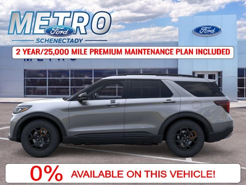 New 2026 Carbonized Gray Metallic Ford Tremor image 4