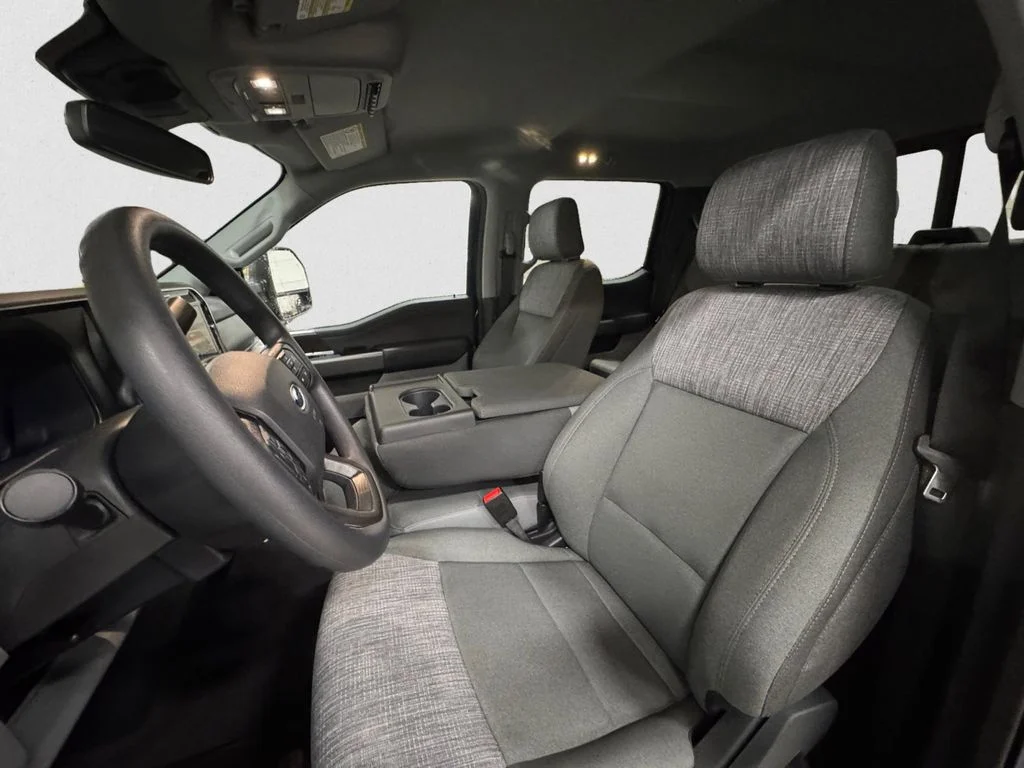 New 2026 Blue Ford XLT image 9