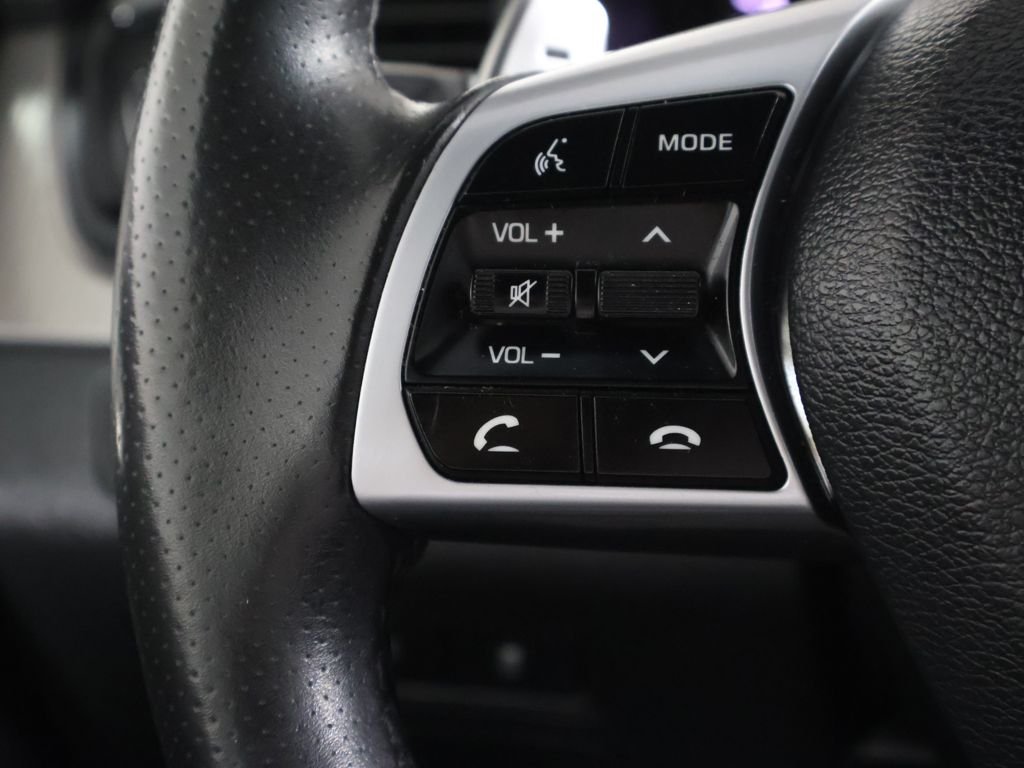 Used 2019 Silver Hyundai Sport image 36