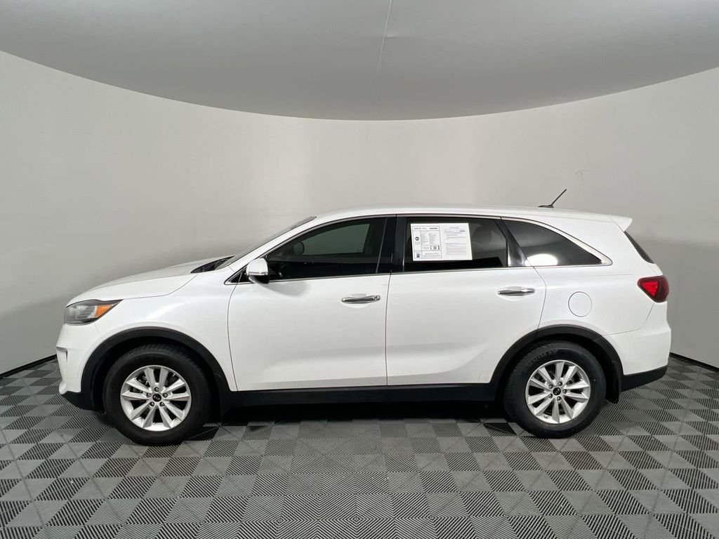 Used 2019 White Kia LX image 6