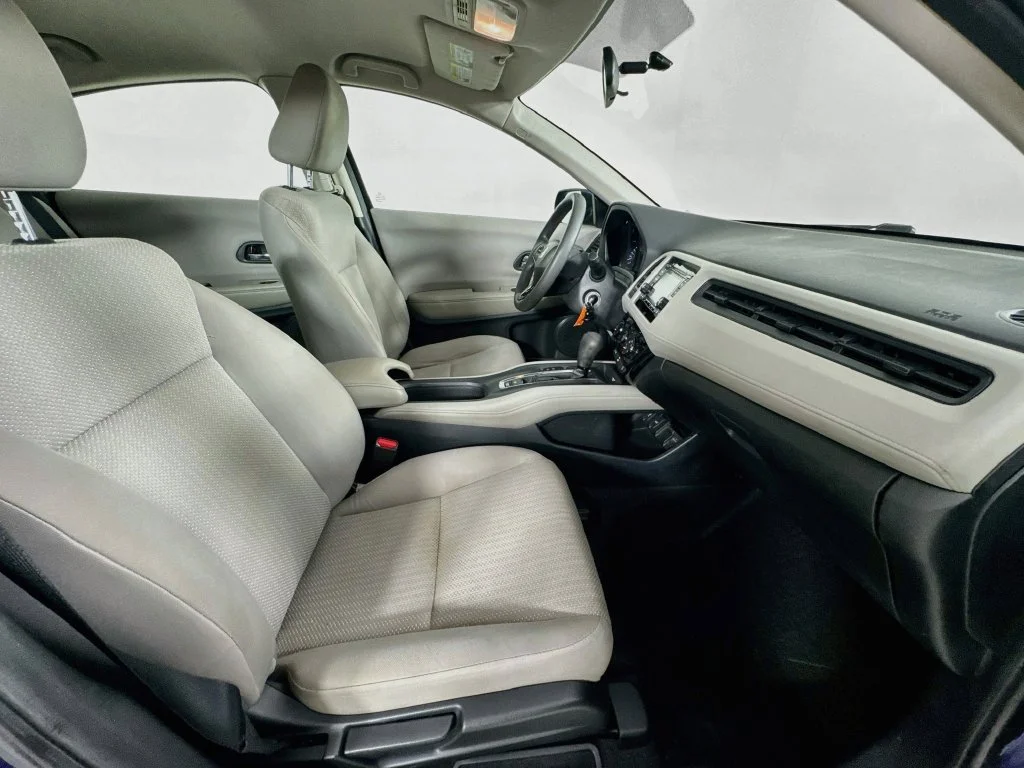 Used 2016 Blue Honda LX image 29
