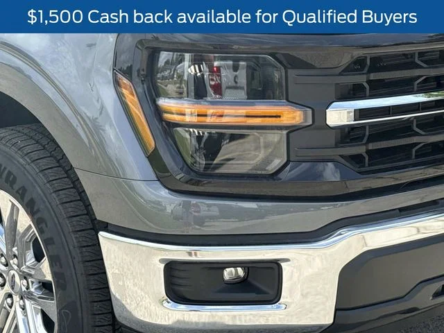 New 2026 Carbonized Gray Metallic Ford XLT image 2