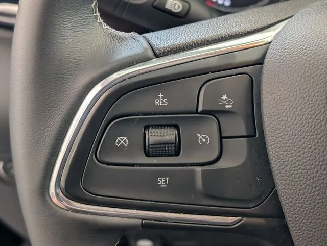 Used 2023 Black Buick Preferred image 24