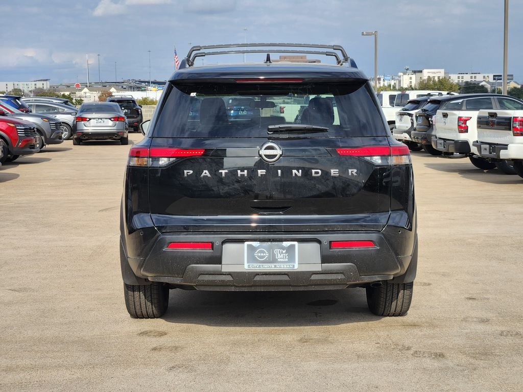 2026 Nissan Pathfinder SV - Photo 6