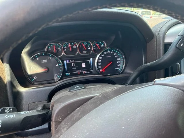 Used 2018 White GMC SLT image 7