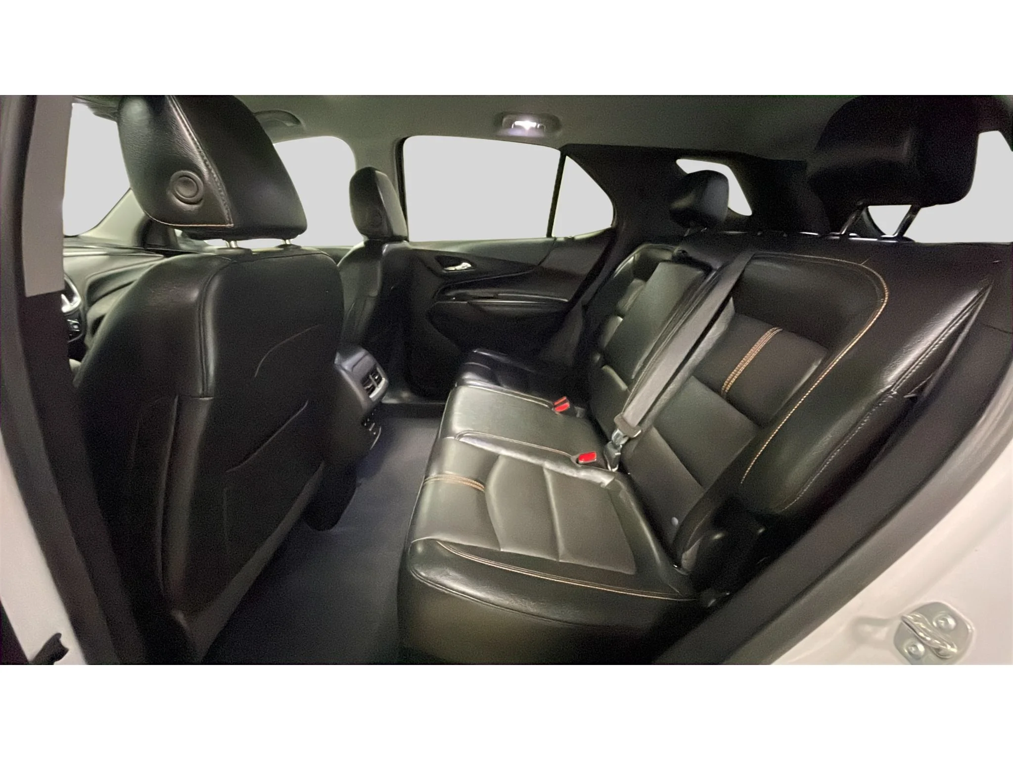 Used 2024 Summit White Chevrolet Premier image 14
