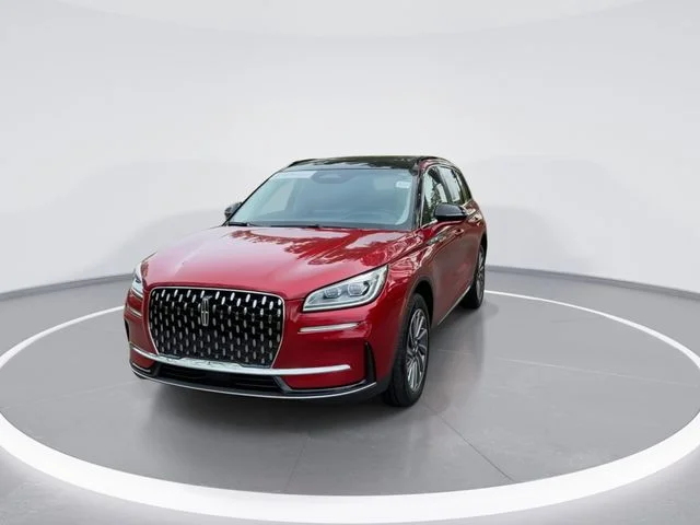 Used 2025 Red Lincoln Reserve image 3