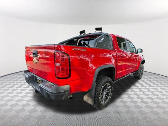 Used 2018 RED HOT Chevrolet 4WD ZR2 image 5