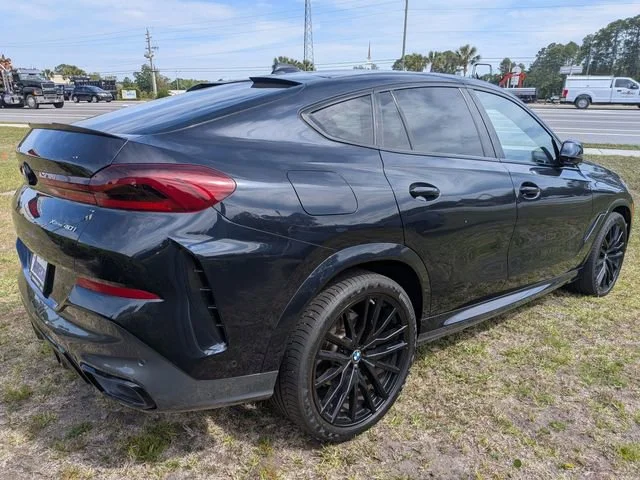 Used 2022 Carbon Black Me BMW xDrive40i image 3