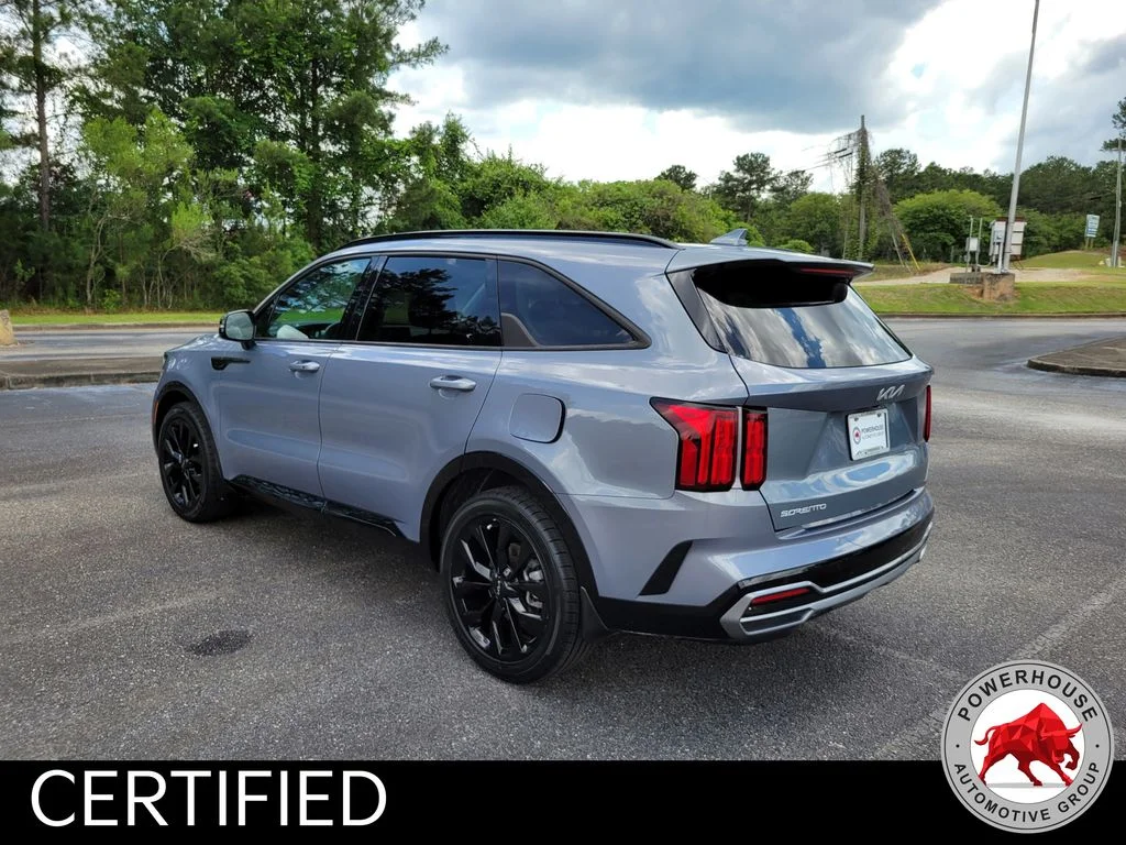 Used 2023 Silver Kia SX image 3