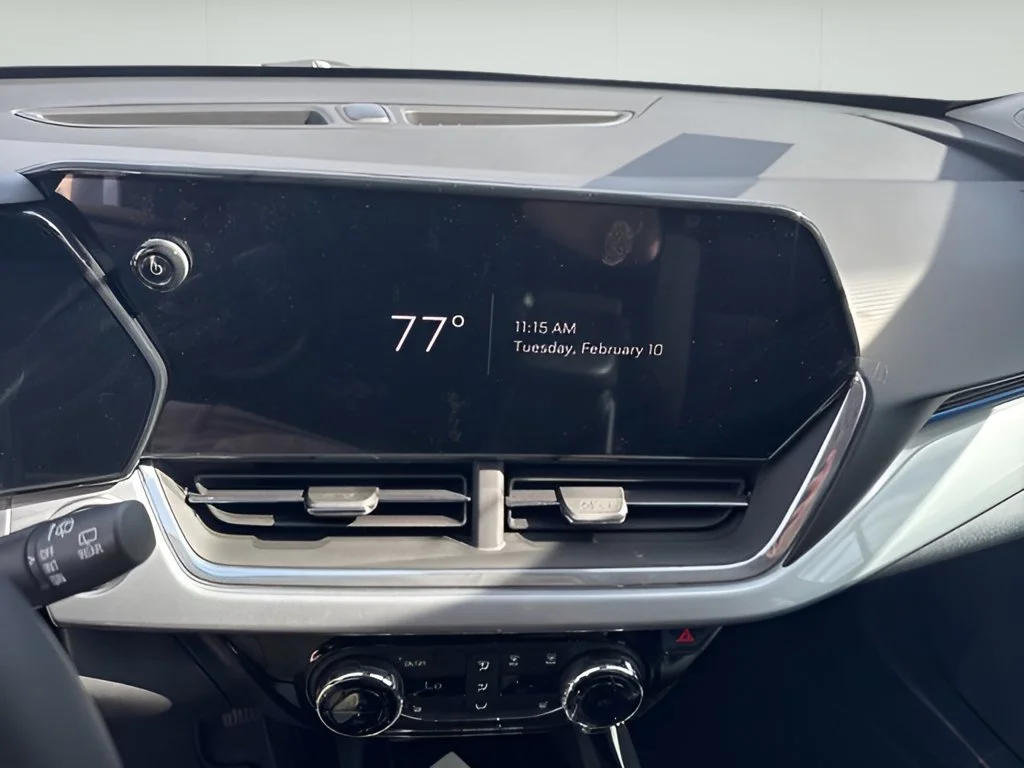 New 2026 Summit White Chevrolet LT image 24