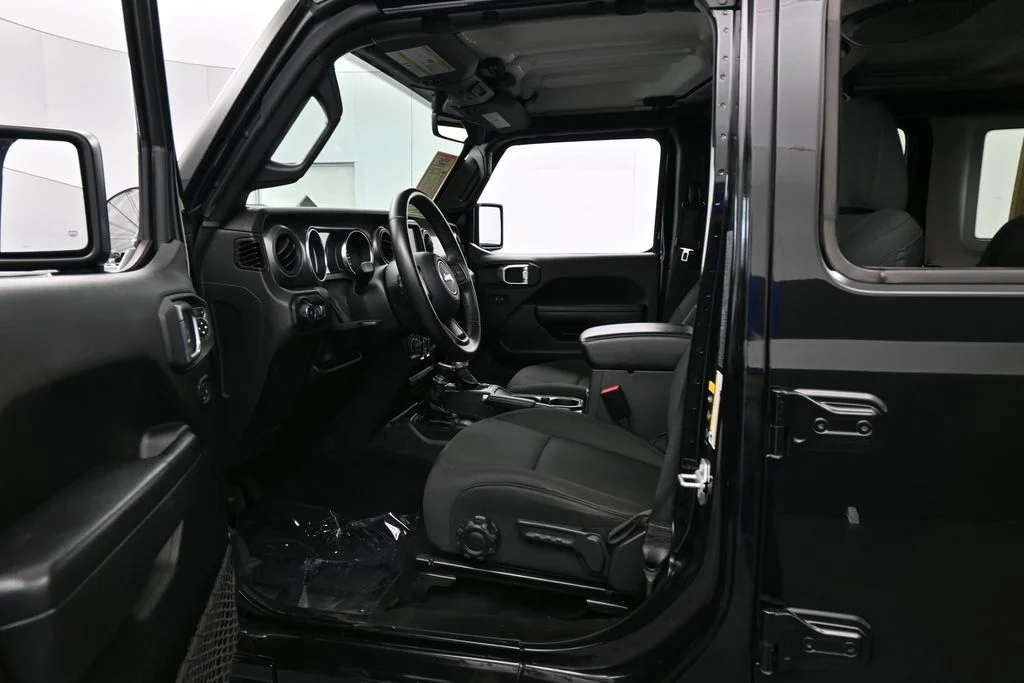 Used 2022 Black Clearcoat Jeep Unlimited Sport image 11