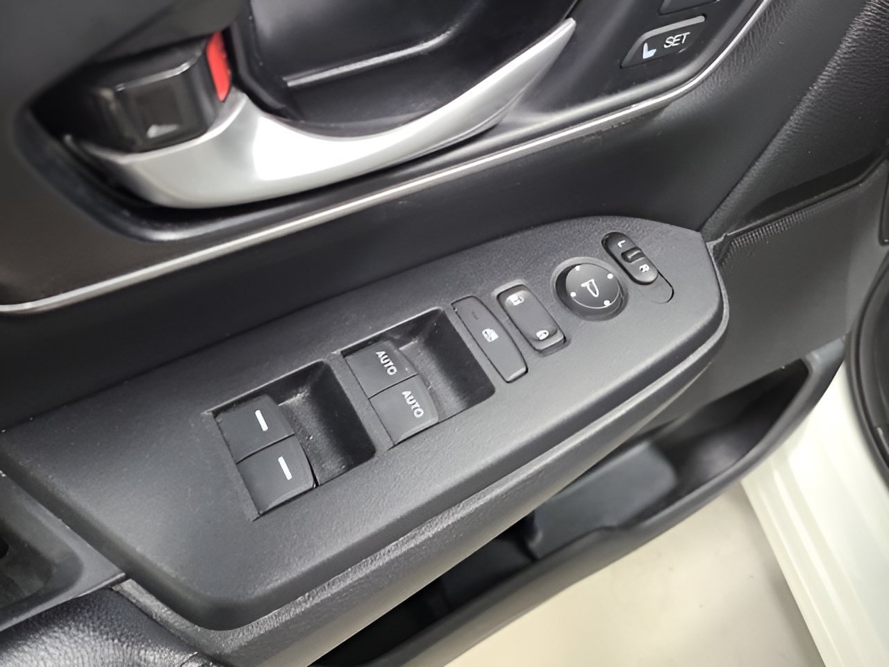 2021 Honda CR-V Touring - Photo 23