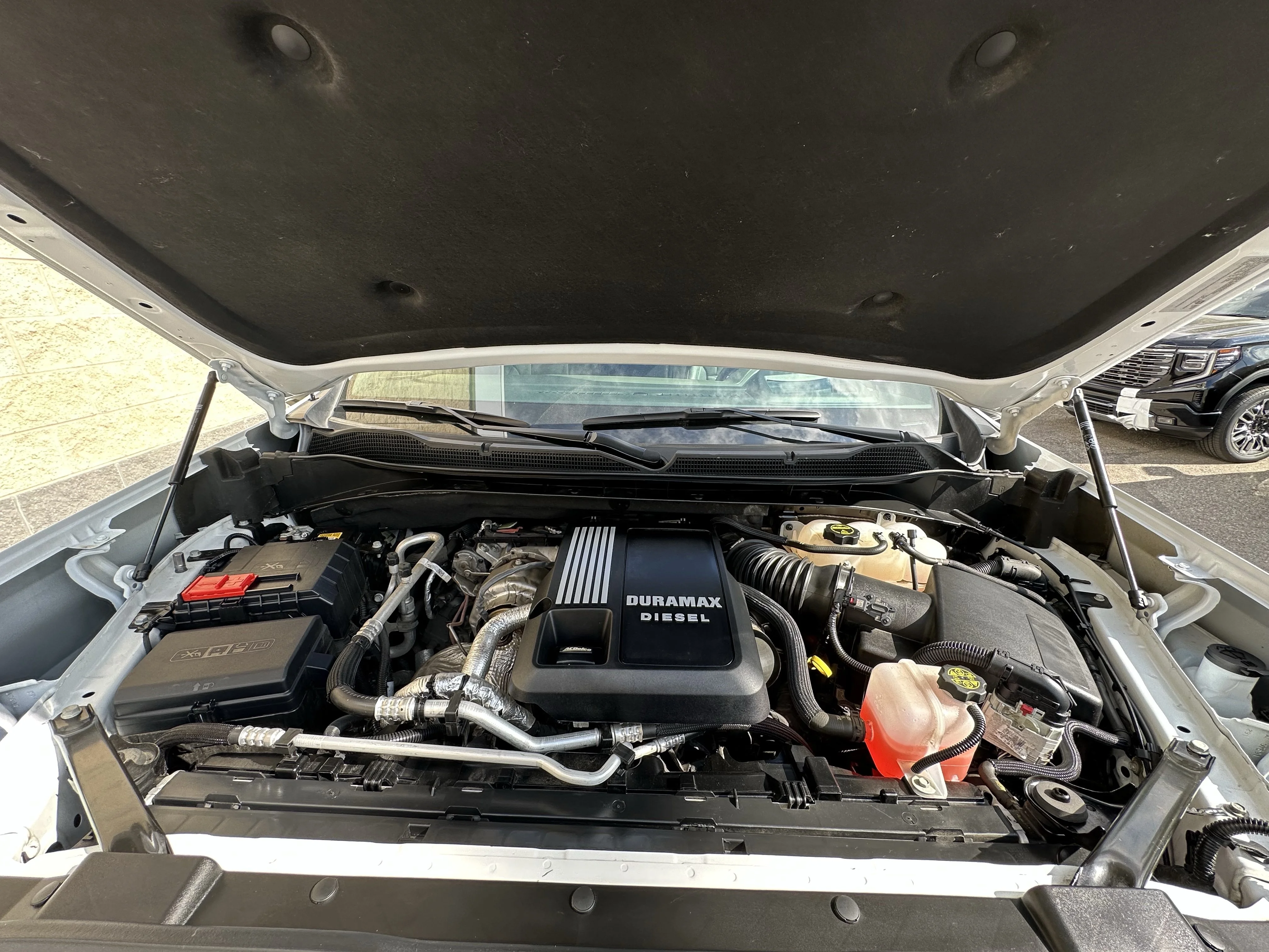 Certified Used 2025  Chevrolet ZR2 image 7