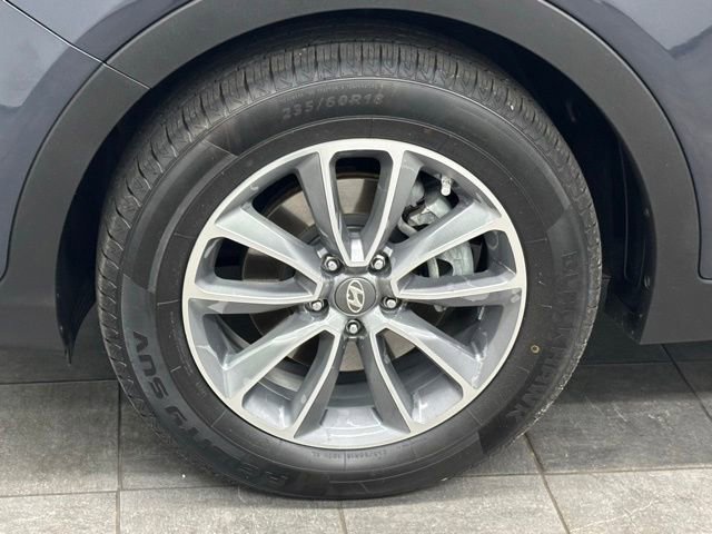 Used 2017 Night Sky Pearl Hyundai SE image 6