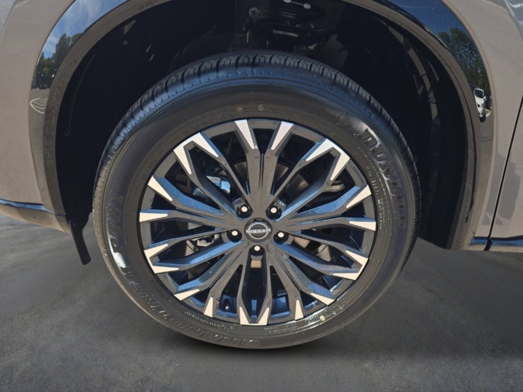New 2026 Gun Metallic Nissan Platinum image 9