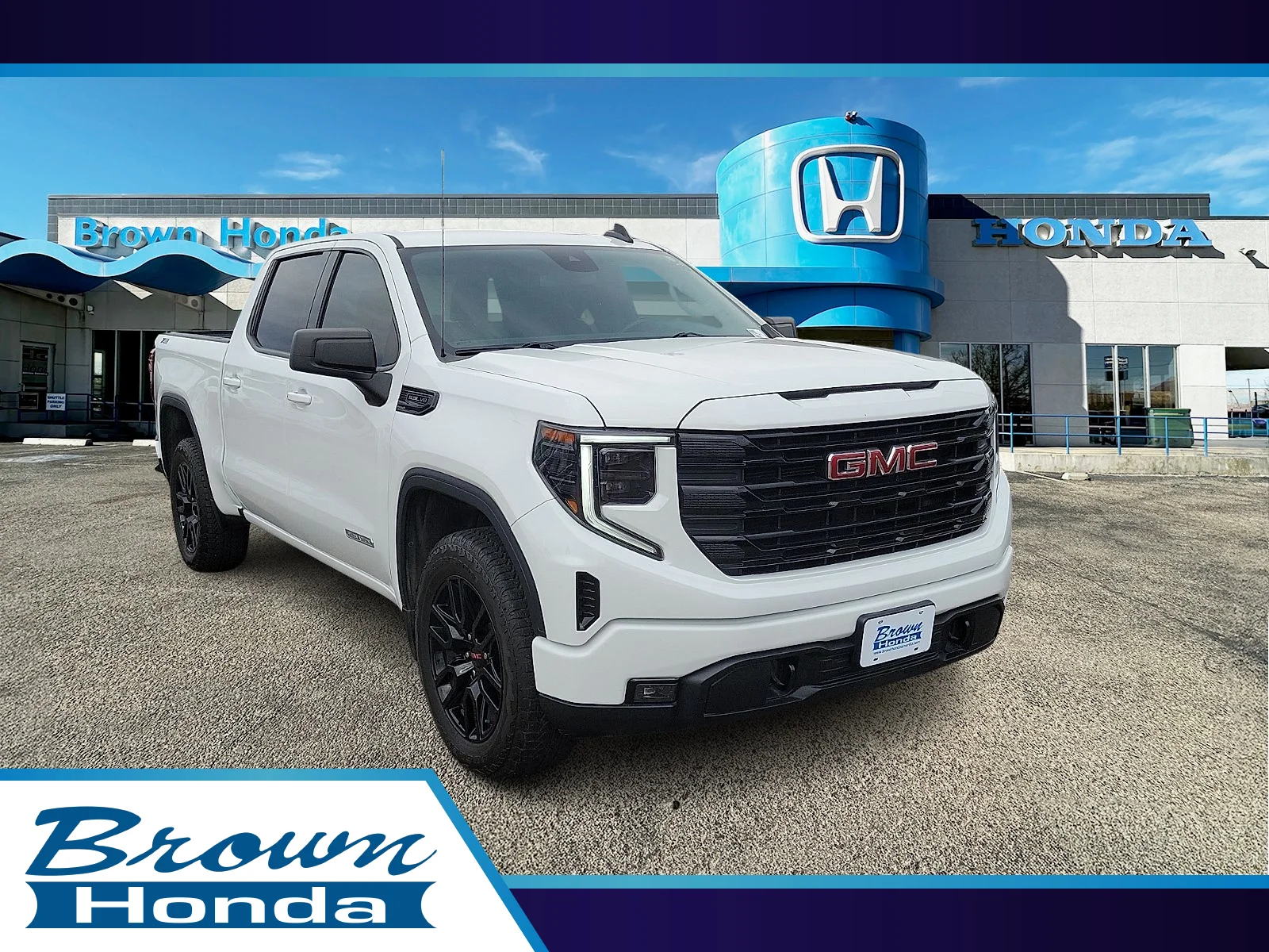 2024 GMC Sierra 4WD Crew Cab Standard Box Elevation's photo